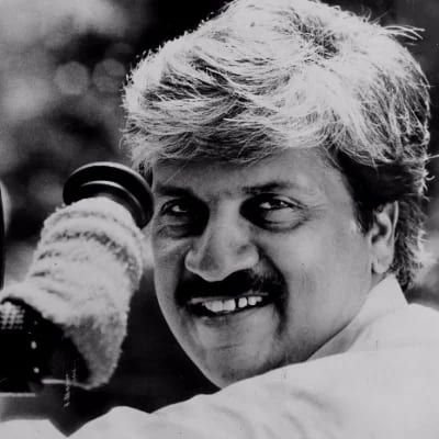 Cinemaazi wishes S V Rajendra Singh Babu a very Happy Birthday