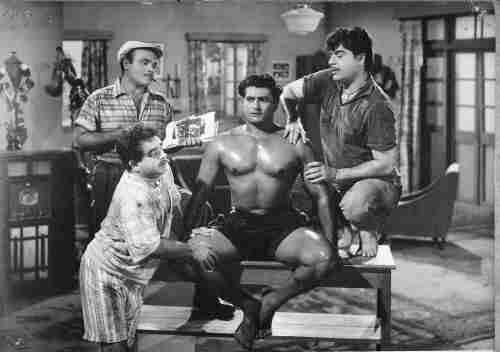 Cinemaazi remembers Mukri on his death anniversary